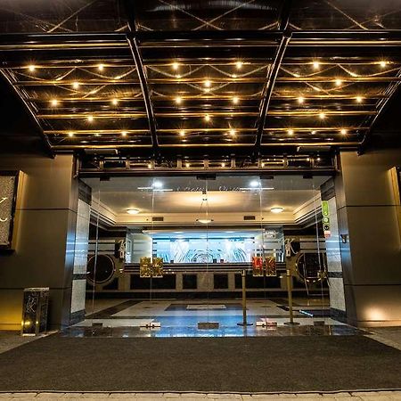 Wyndham Garden Santiago Hotel Exterior photo