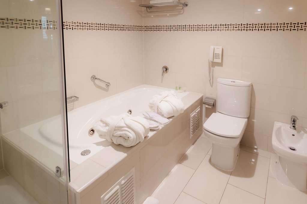 Wyndham Garden Santiago Hotel Room photo