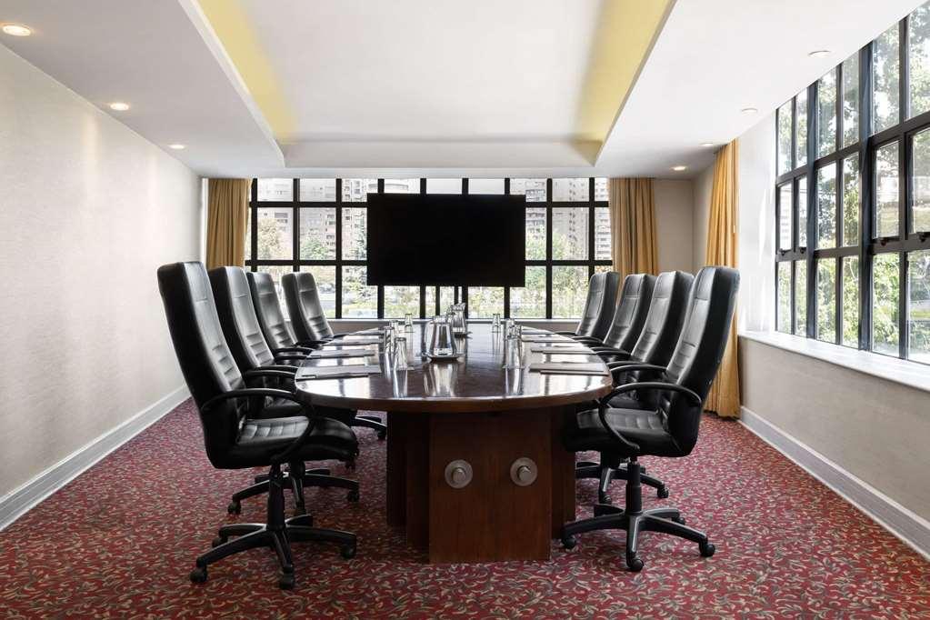 Wyndham Garden Santiago Hotel Facilities photo