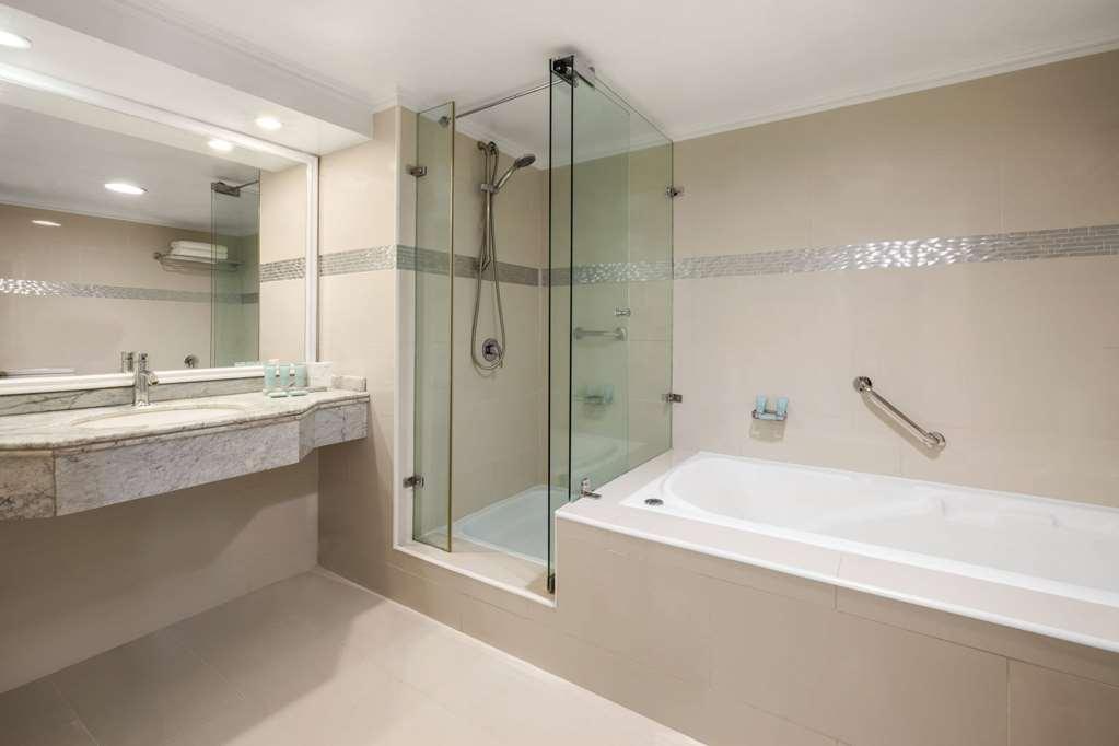 Wyndham Garden Santiago Hotel Room photo